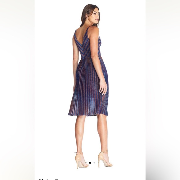 Dress the Population Haley Metallic Cobalt Pleated Chevron Dress Medium - Picture 5 of 12